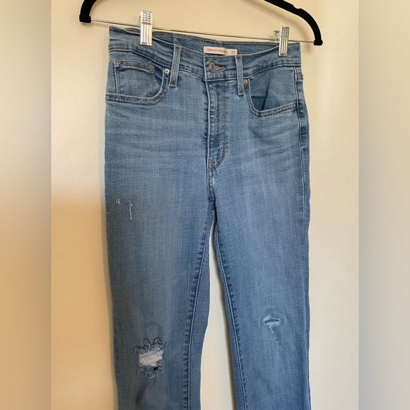 Levi’s 724 Distressed High Rise Straight Leg Jeans in Size 27 - Picture 2 of 6